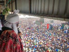 Wild reception as dethroned Emir Sanusi becomes leader of Tijjaniyya in Sokoto