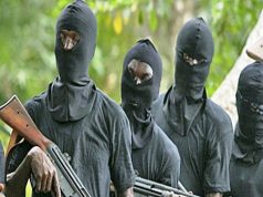Gunmen Burn DSS, FRSC Offices In Nnewi Over Nigerian Flag